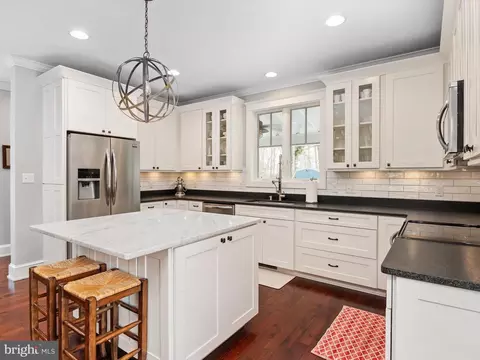 Kitchen - 2979 Valley View Rd, Annapolis, MD 21401 photo 2 of 3