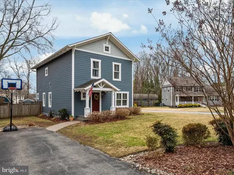 Exterior - 2979 Valley View Rd, Annapolis, MD 21401 photo 12 of 17