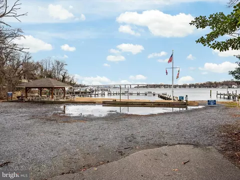 Exterior - 2979 Valley View Rd, Annapolis, MD 21401 photo 16 of 17