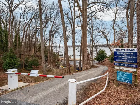 Exterior - 2979 Valley View Rd, Annapolis, MD 21401 photo 15 of 17