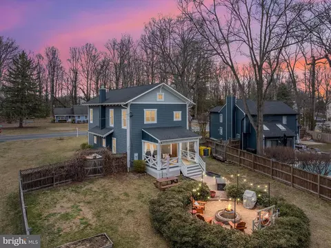 2979 Valley View Rd, Annapolis, MD 21401