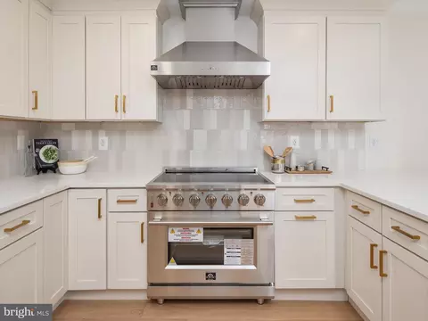 3350 Hazelwood Rd, Edgewater, MD 21037 photo 12