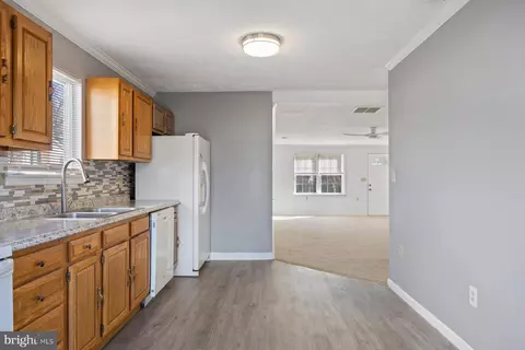 Other - 754 212th St, Pasadena, MD 21122 photo 5 of 9