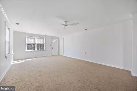 Living - 754 212th St, Pasadena, MD 21122 photo 6 of 6
