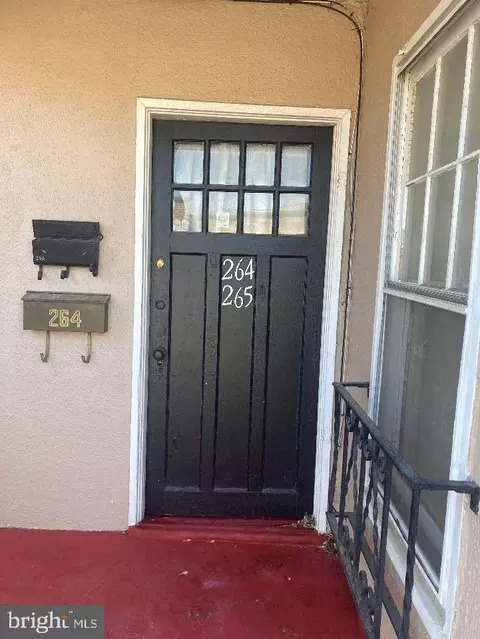 Exterior - 263 Hanover St, Annapolis, MD 21401 photo 2 of 12