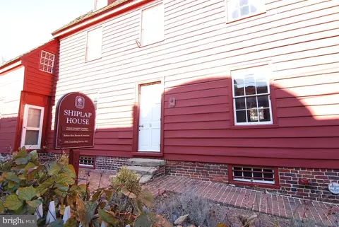 Exterior - 263 Hanover St, Annapolis, MD 21401 photo 9 of 12