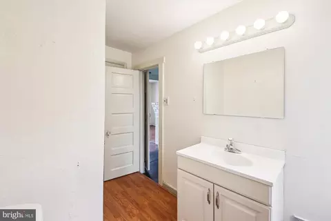 Entry Way - 263 Hanover St, Annapolis, MD 21401 photo 3 of 5