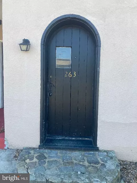 Exterior - 263 Hanover St, Annapolis, MD 21401 photo 1 of 12