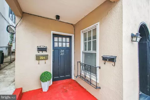 Exterior - 263 Hanover St, Annapolis, MD 21401 photo 6 of 12
