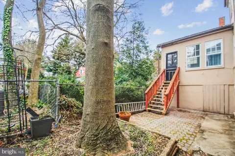 Exterior - 263 Hanover St, Annapolis, MD 21401 photo 5 of 12
