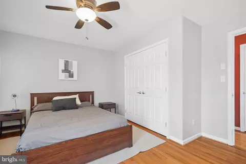 Bedroom - 4906 Lee Blvd, Shady Side, MD 20764 photo 4 of 8