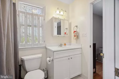 Bath - 4906 Lee Blvd, Shady Side, MD 20764 photo 3 of 8