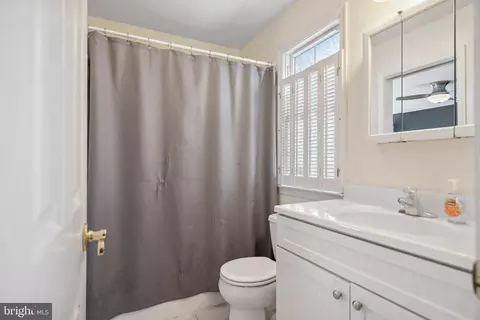 Bath - 4906 Lee Blvd, Shady Side, MD 20764 photo 2 of 8