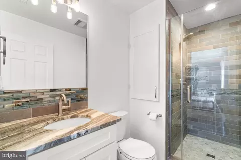 Bath - 474 Riverside Dr, Pasadena, MD 21122 photo 2 of 5