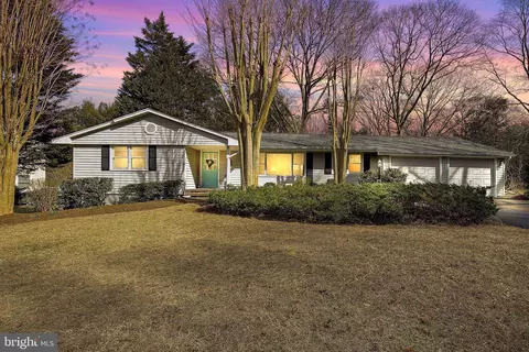 Exterior - 1033 Ulmstead Cir, Arnold, MD 21012 photo 2 of 14