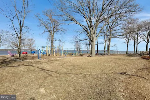 Exterior - 1033 Ulmstead Cir, Arnold, MD 21012 photo 12 of 14