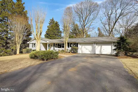 Exterior - 1033 Ulmstead Cir, Arnold, MD 21012 photo 3 of 14