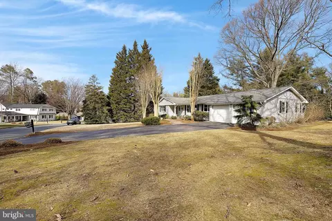 Exterior - 1033 Ulmstead Cir, Arnold, MD 21012 photo 7 of 14