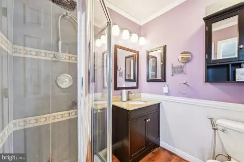 Bath - 985 10th St, Pasadena, MD 21122 photo 1 of 3
