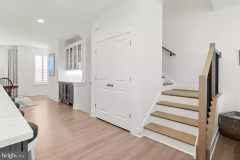 Entry Way - 286 Alluvium Dr, Laurel, MD 20724 photo 6 of 7