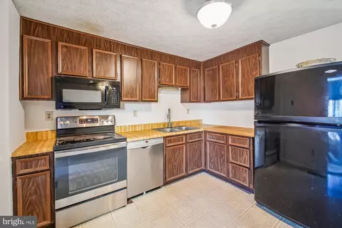 Kitchen - 1474 Gesna Dr, Hanover, MD 21076 photo 1 of 1