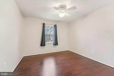3477 Old Crown Dr, Pasadena, MD 21122 photo 27