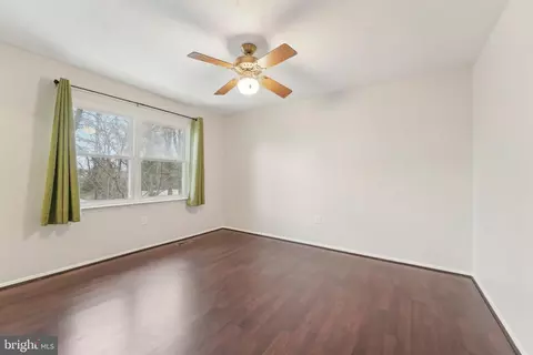 3477 Old Crown Dr, Pasadena, MD 21122 photo 22