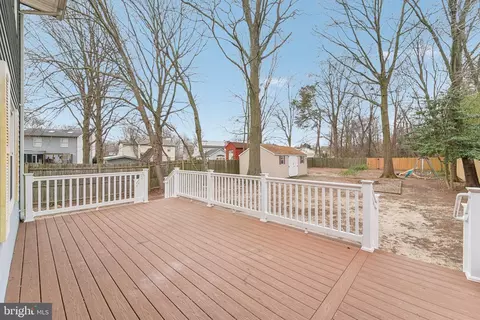 3477 Old Crown Dr, Pasadena, MD 21122 photo 34