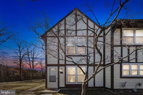 281 Maxo Ct, Glen Burnie, MD 21061