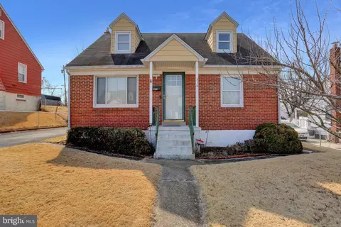 319 6th Ave, Baltimore, MD 21225 photo 2