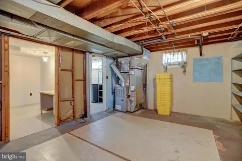 319 6th Ave, Baltimore, MD 21225 photo 40