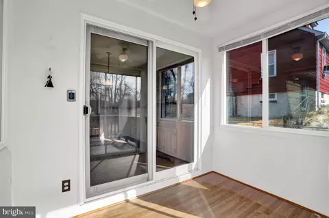 319 6th Ave, Baltimore, MD 21225 photo 15