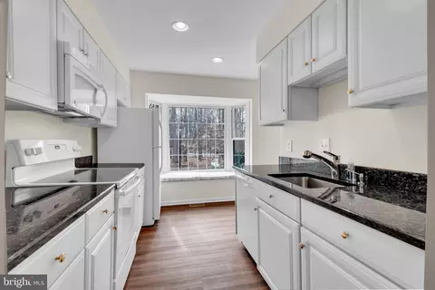 1758 Albermarle Dr, Crofton, MD 21114