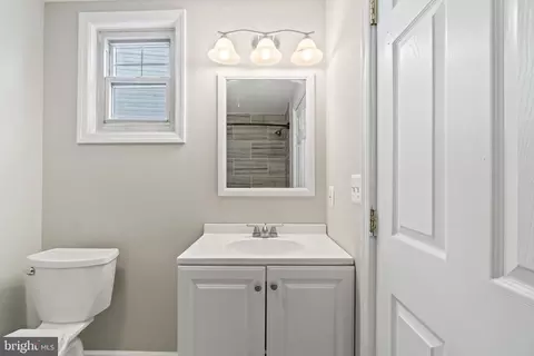 803 202nd St, Pasadena, MD 21122 photo 10