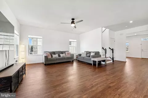 218 E Cedar Hill Ln, Brooklyn, MD 21225 photo 7