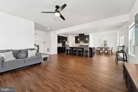 218 E Cedar Hill Ln, Brooklyn, MD 21225 photo 8