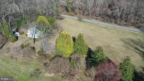 1689 Pleasant Plains Rd, Annapolis, MD 21409
