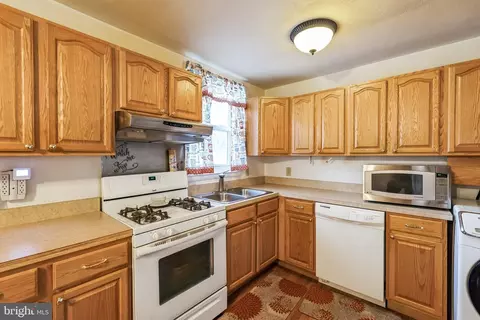 Kitchen - 113 Denson Dr, Severn, MD 21144 photo 3 of 5