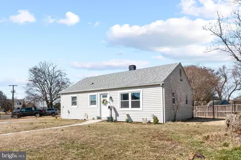 504 Delaware Ave, Glen Burnie, MD 21060