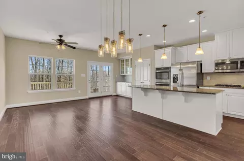 7621 Hamilton Xing, Hanover, MD 21076 photo 11