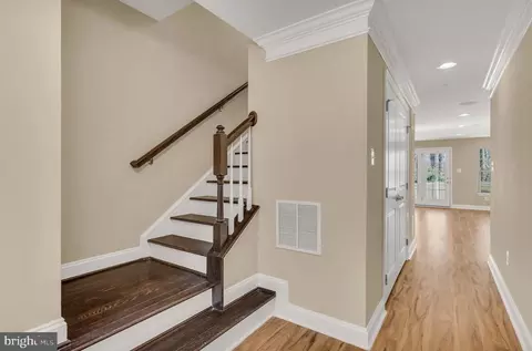 7621 Hamilton Xing, Hanover, MD 21076 photo 4