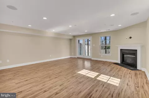 7621 Hamilton Xing, Hanover, MD 21076 photo 6