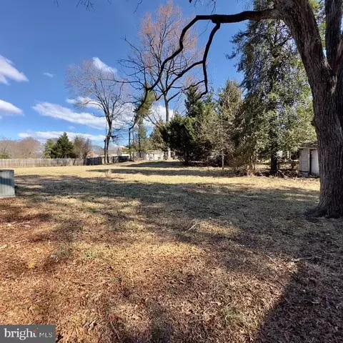 547 A B Grays Creek Rd, Pasadena, MD 21122