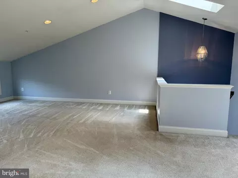 Living - 2114 Split Creek Ln, Hanover, MD 21076 photo 6 of 7