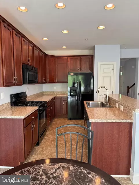 Kitchen - 2114 Split Creek Ln, Hanover, MD 21076 photo 1 of 2