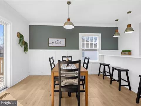 Dining - 105 Huse Dr, Annapolis, MD 21403 photo 2 of 2