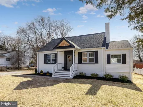 Exterior - 105 Huse Dr, Annapolis, MD 21403 photo 4 of 16