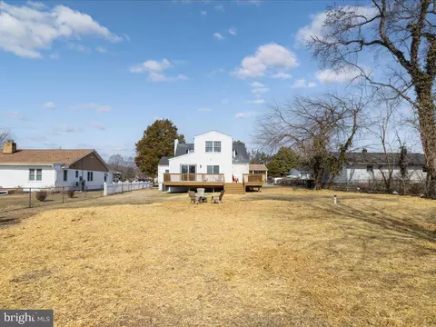 Exterior - 105 Huse Dr, Annapolis, MD 21403 photo 12 of 16