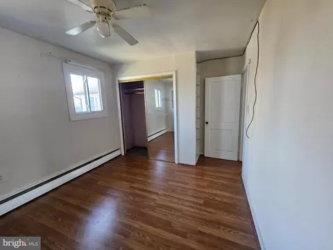 Bedroom - 110 Woodside Rd, Riva, MD 21140 photo 2 of 3