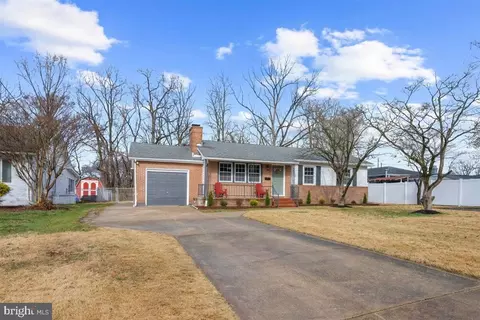 8411 Echo Dr, Pasadena, MD 21122